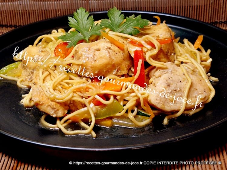 Nouilles Chinoises Poulet Legumes Sauce Soja recettes-gourmandes-de-joce.fr